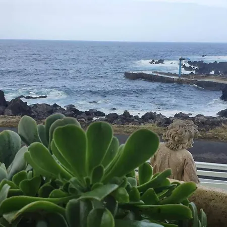 Casa Da Maresia By Pontanegraazores Holiday home Biscoitos (Terceira)